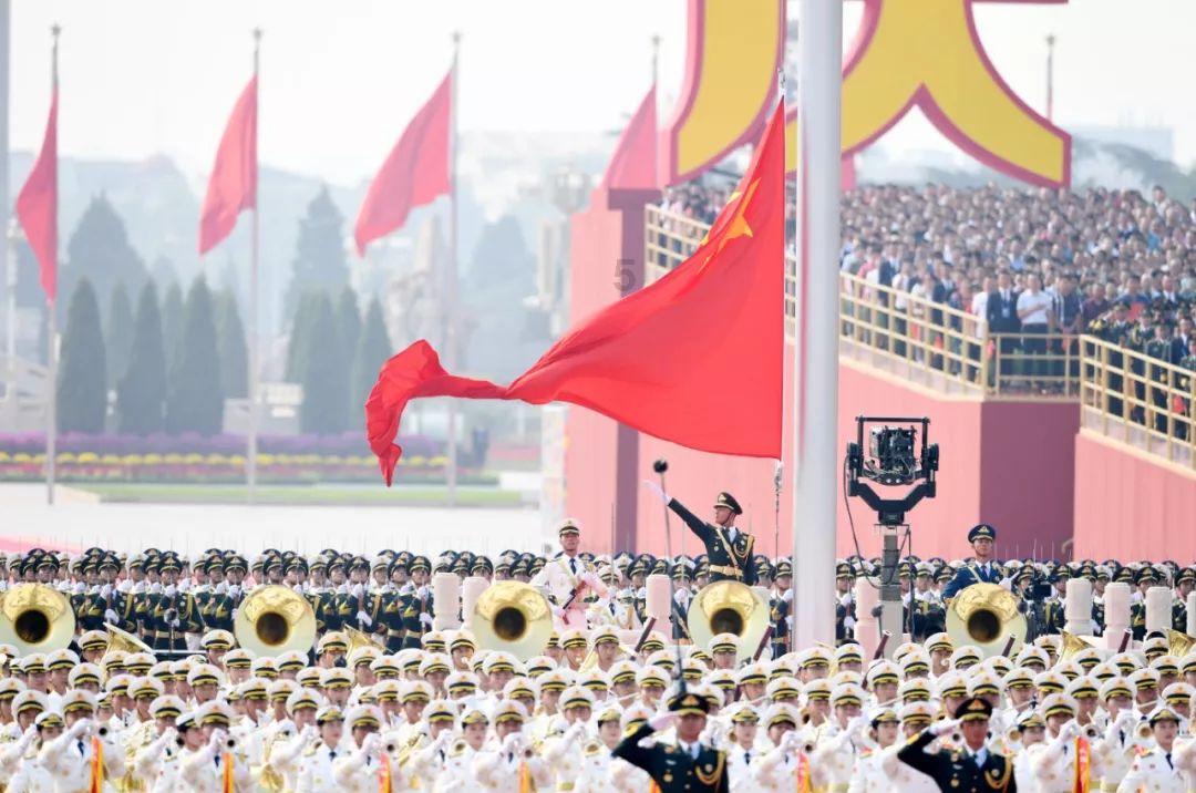 三大期指涨跌互现;Reddit据称将在今年3月进行IPO