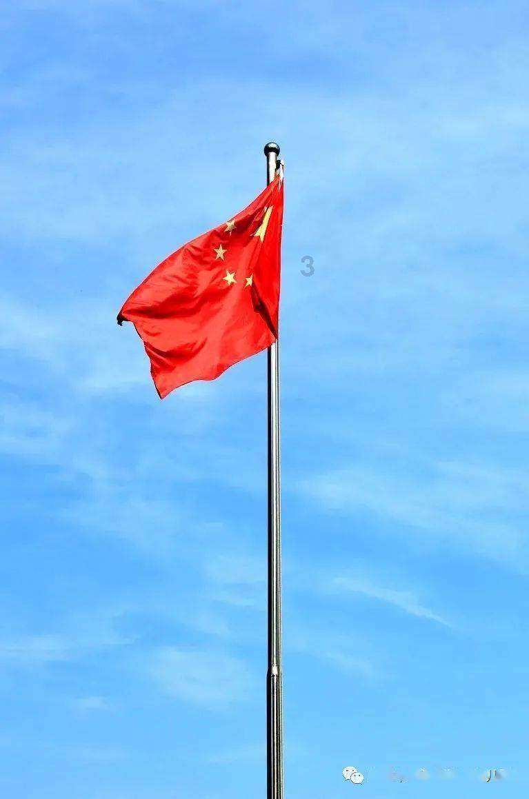 舍友骗男生拍视频打招呼,实则是其异地恋女友闪现到身后,他被定住整整12秒